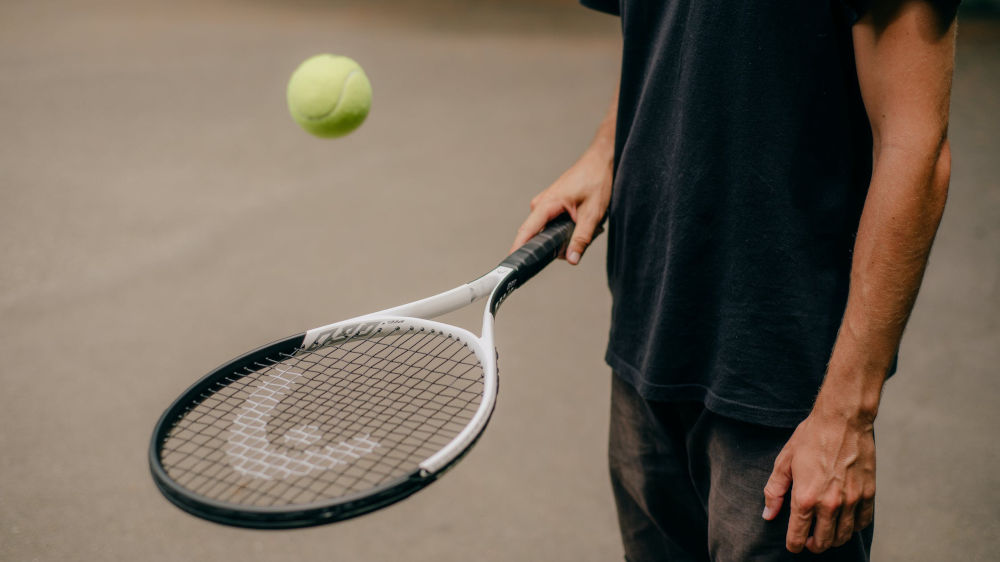 Apprendre le tennis : comment bien débuter ?