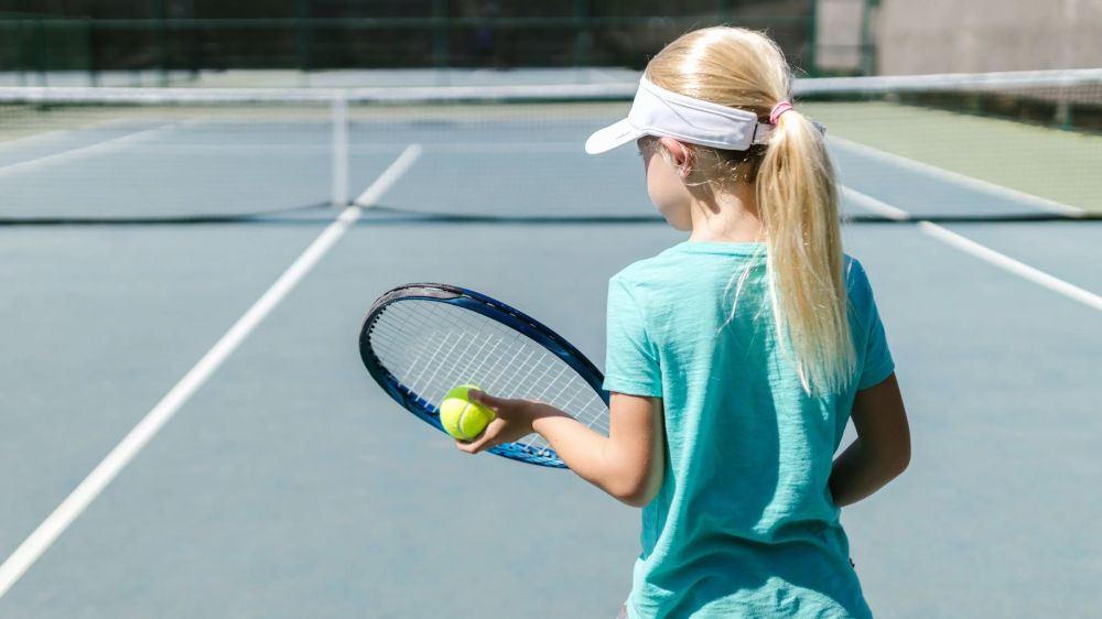 Les stages de tennis jeunes pour devenir joueur professionnel